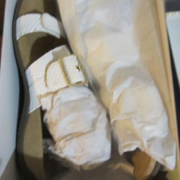 Vionic Womans Adjustable Slide Sandals - Skylar - White - 9Wide - New in Box - Picture 3 of 8